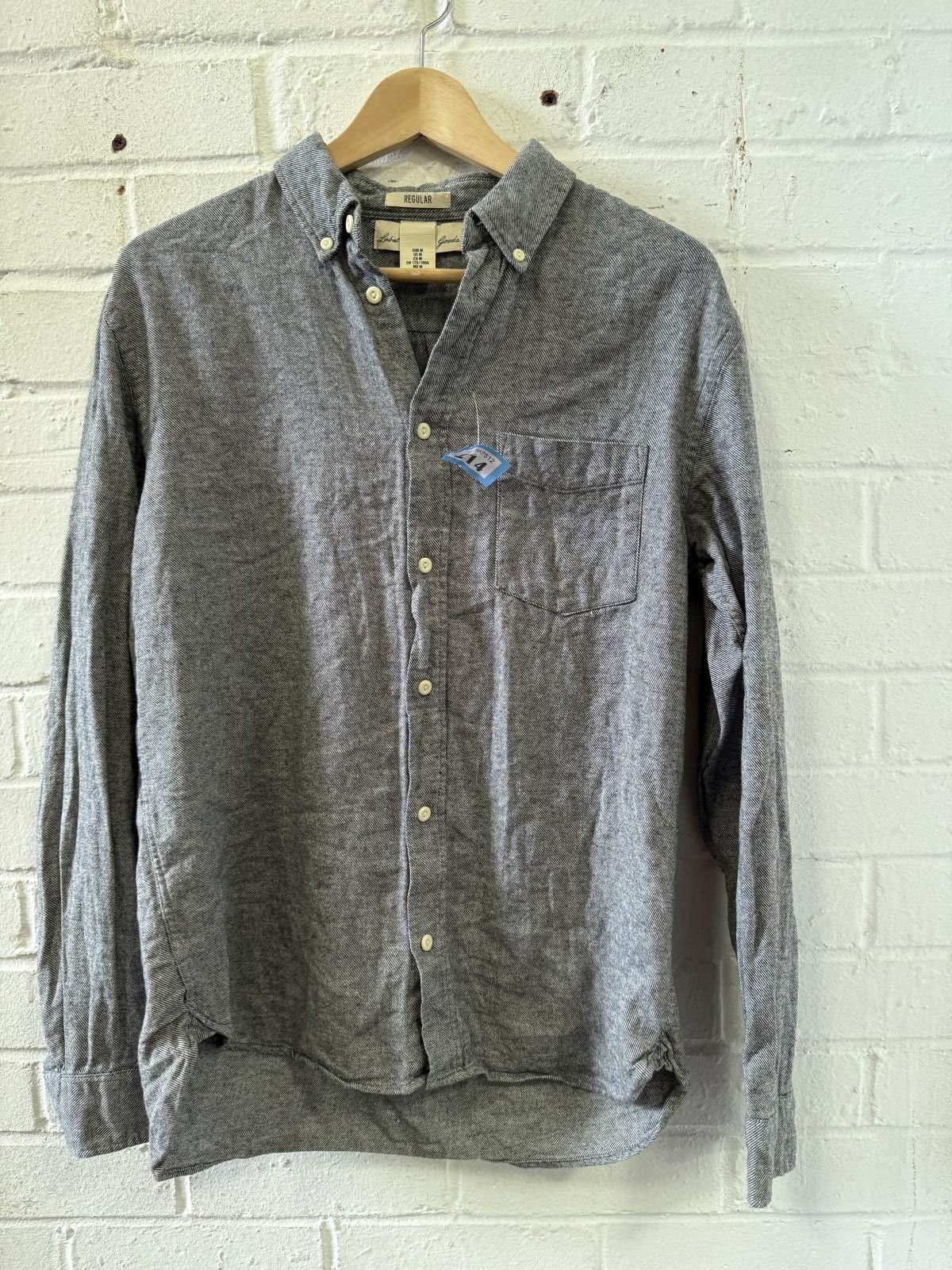 H&M H&M Men's Regular Fit Casual Button-Down Shirt, Medium Size US M / EU 48-50 / 2 - 1 Thumbnail