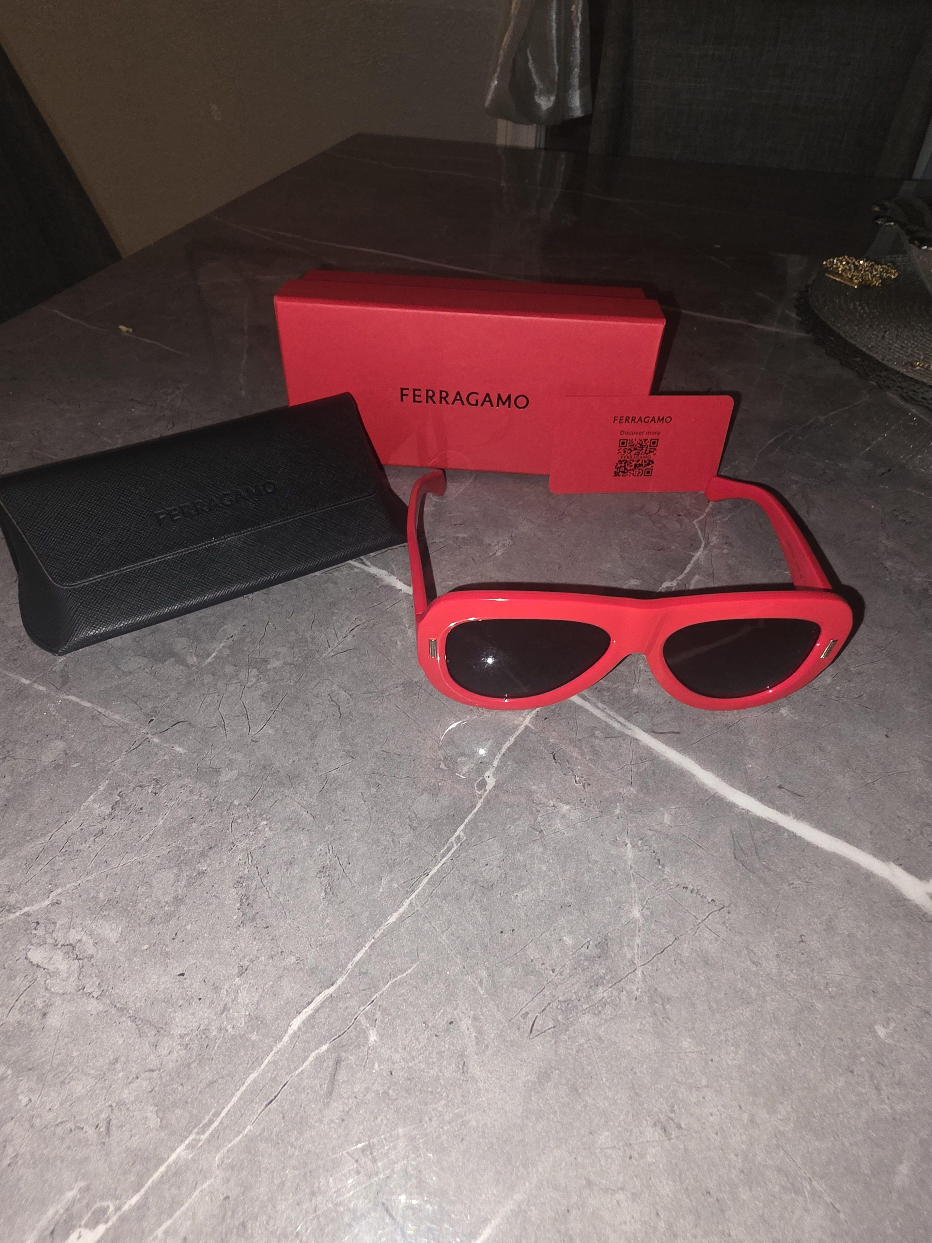 Salvatore Ferragamo Ferragamo Size ONE SIZE - 1 Thumbnail