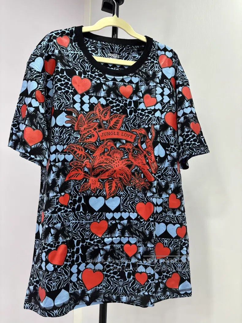 Hermes Hermes Cotton Round Neck Heart Printed T-shirt Size XXS / US 00 / IT 34 - 1 Thumbnail