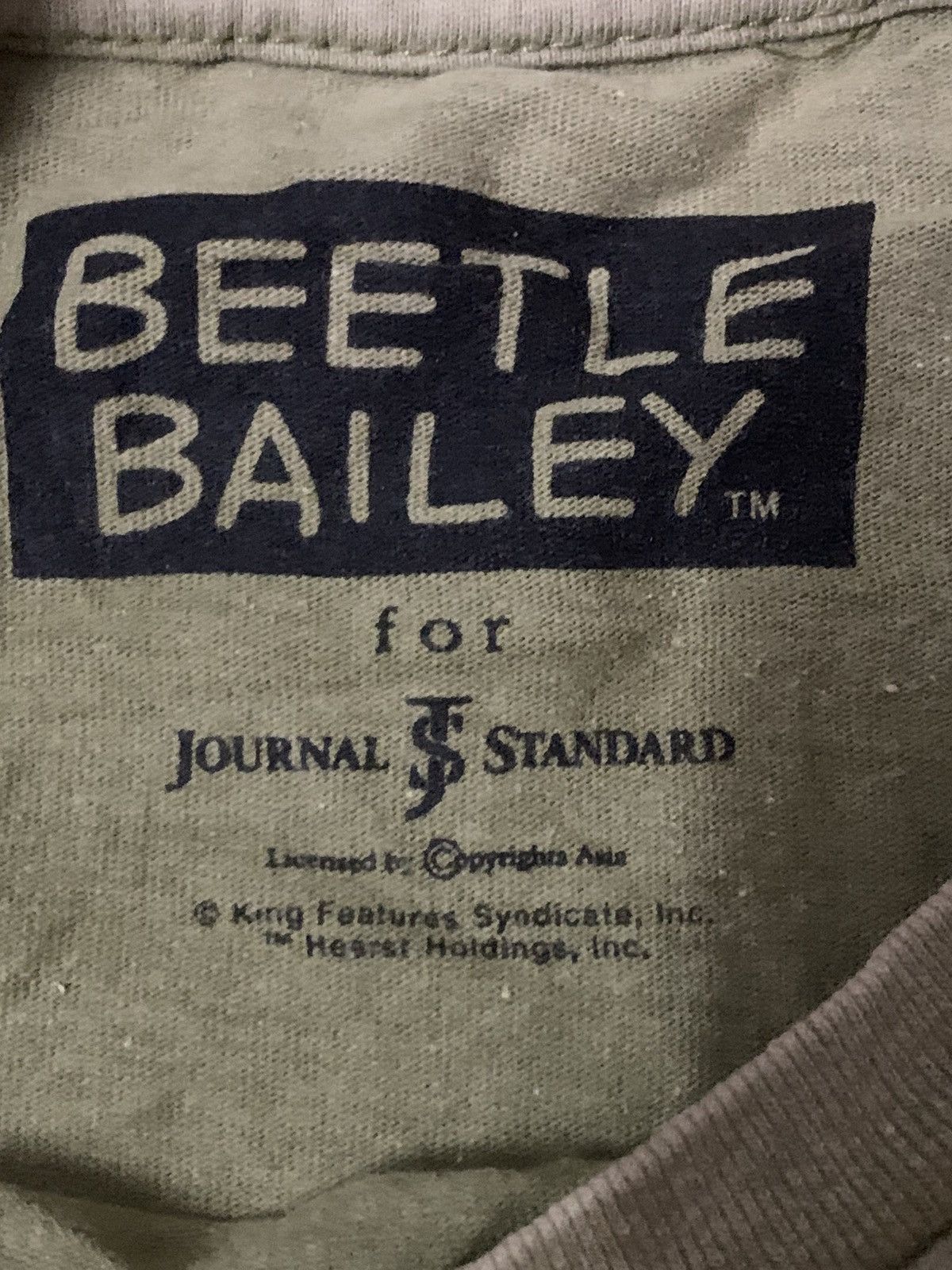 Anime Beetle Bailey The Mix Tape Single Pocket Tee Size US L / EU 52-54 / 3 - 4 Thumbnail