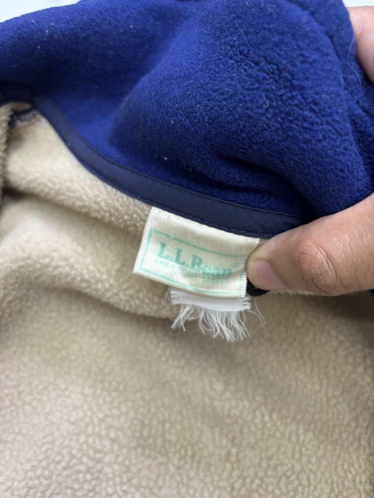 L.L. Bean RARE🔥VINTAGE L.L. BEAN DEEP PILED SHERPA FLEECE JACKET Size US M / EU 48-50 / 2 - 10 Thumbnail