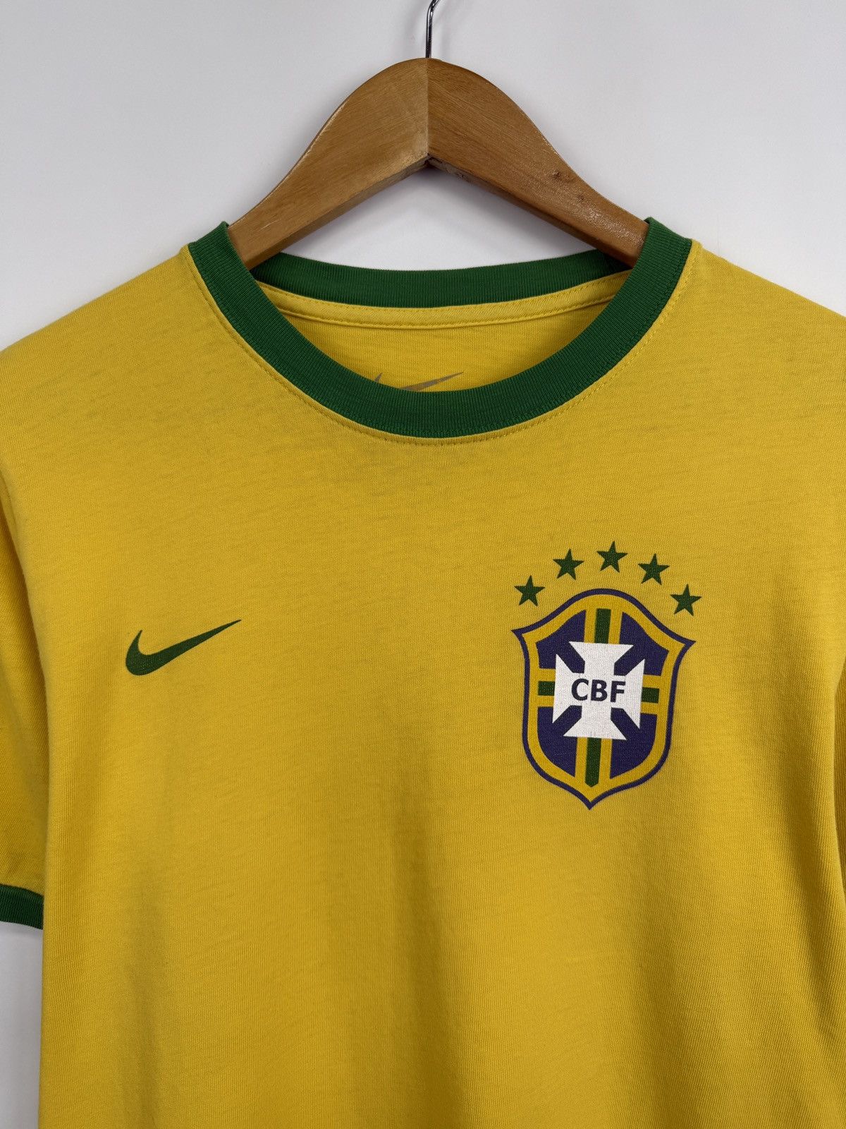 Nike 🇧🇷 Vintage Y2K Nike Brazil CBF Soccer T-Shirt Rare Retro Size US M / EU 48-50 / 2 - 4 Thumbnail