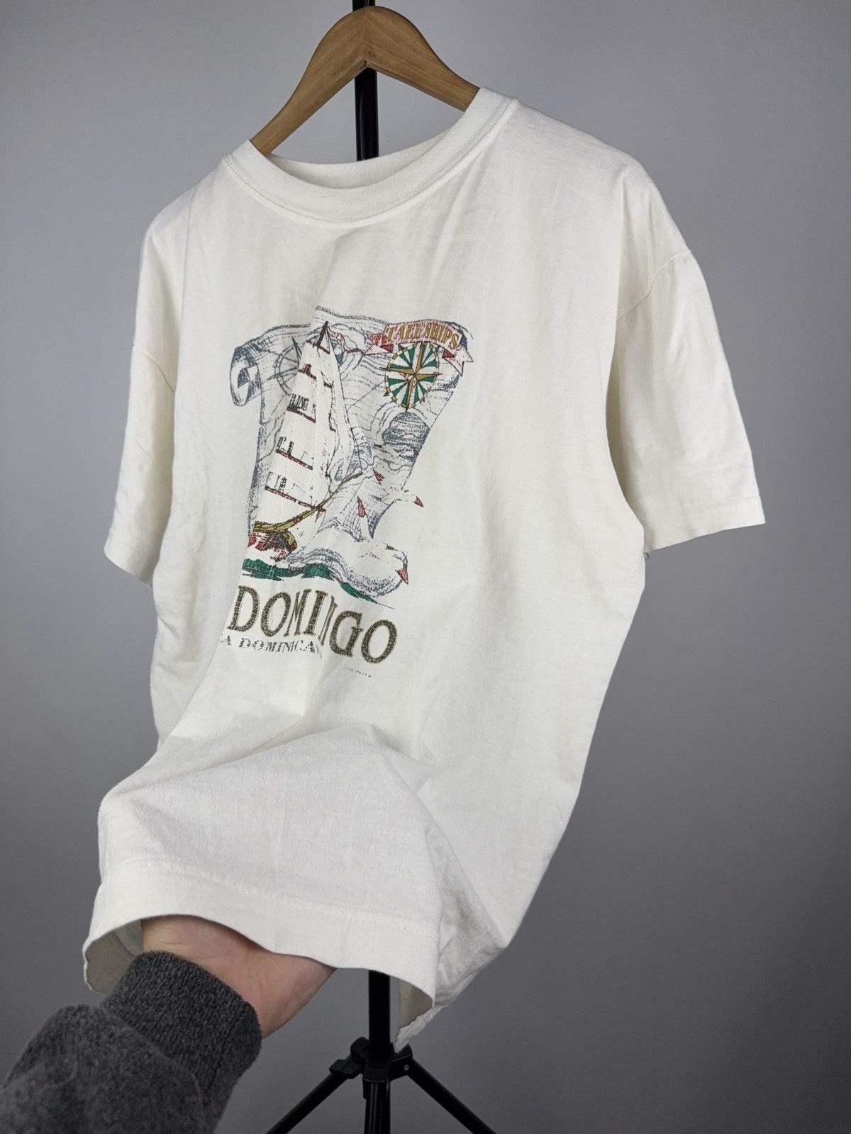 Vintage Vintage 90s Retro Logo Santo Domingo R. Dominicana T Shirt Size US XL / EU 56 / 4 - 8 Thumbnail