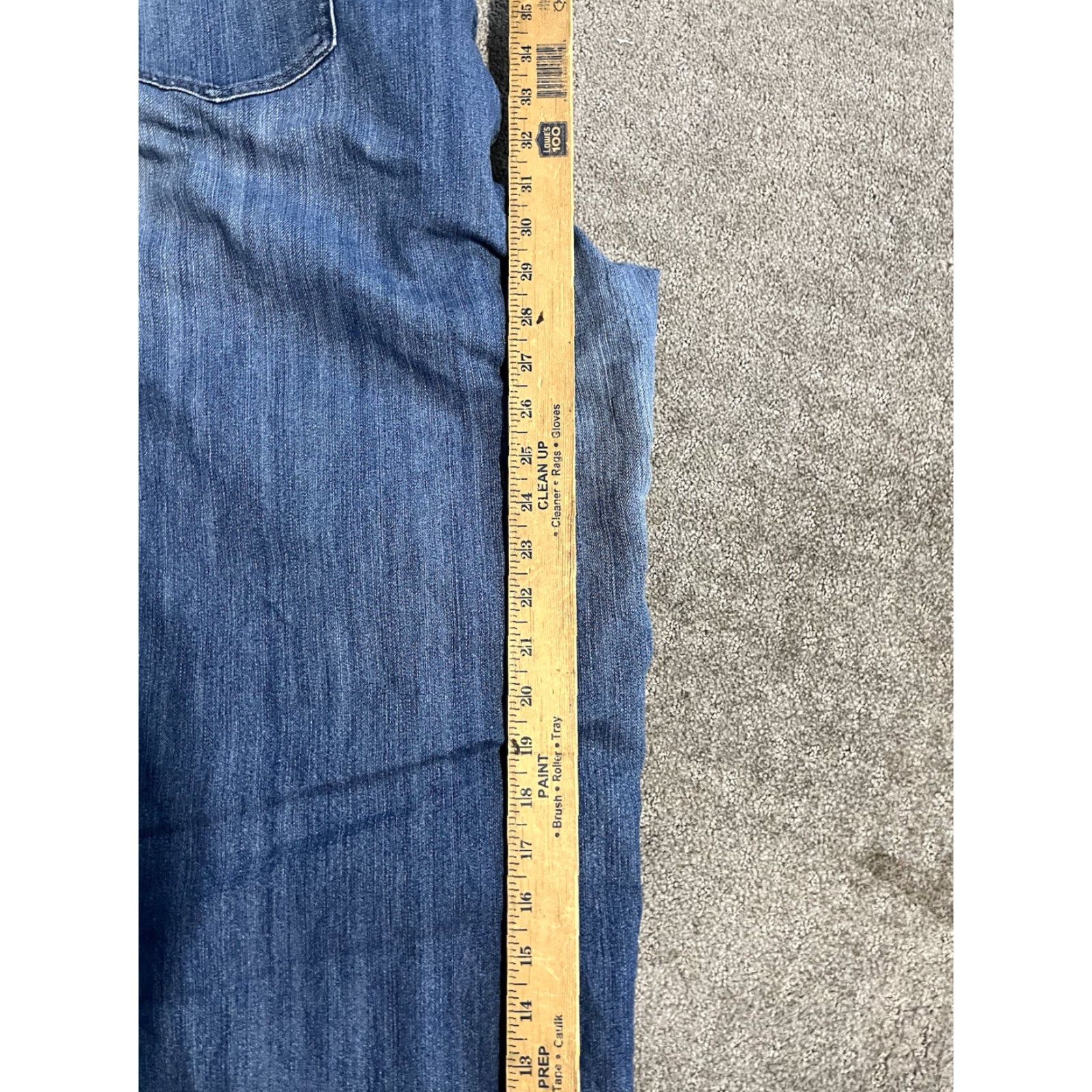 Gloria Vanderbilt VINTAGE Gloria Vanderbilt Women’s Straight Jeans 22W Blue Denim Amanda Size 40" / US 18 - 6 Thumbnail