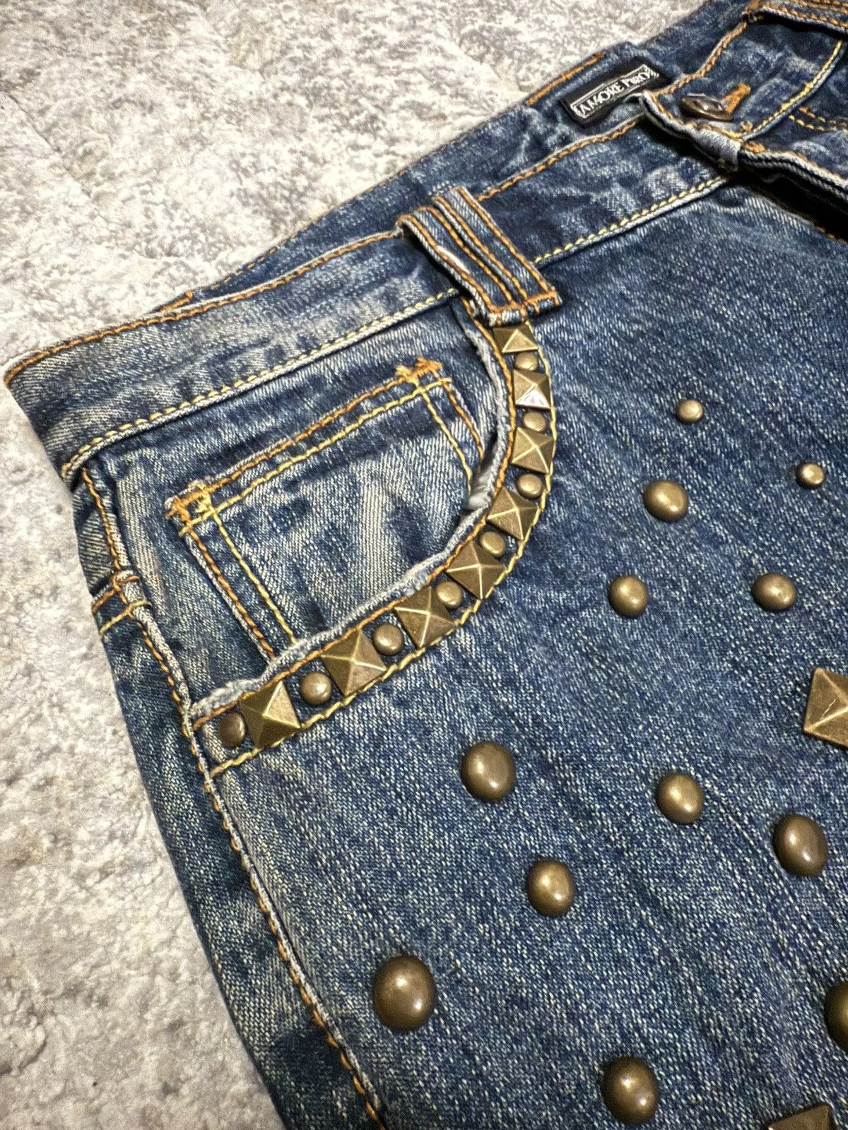 Japanese Brand Amore puro Artisanal Studded Distressed Baggy Jeans Size US 32 / EU 48 - 6 Thumbnail