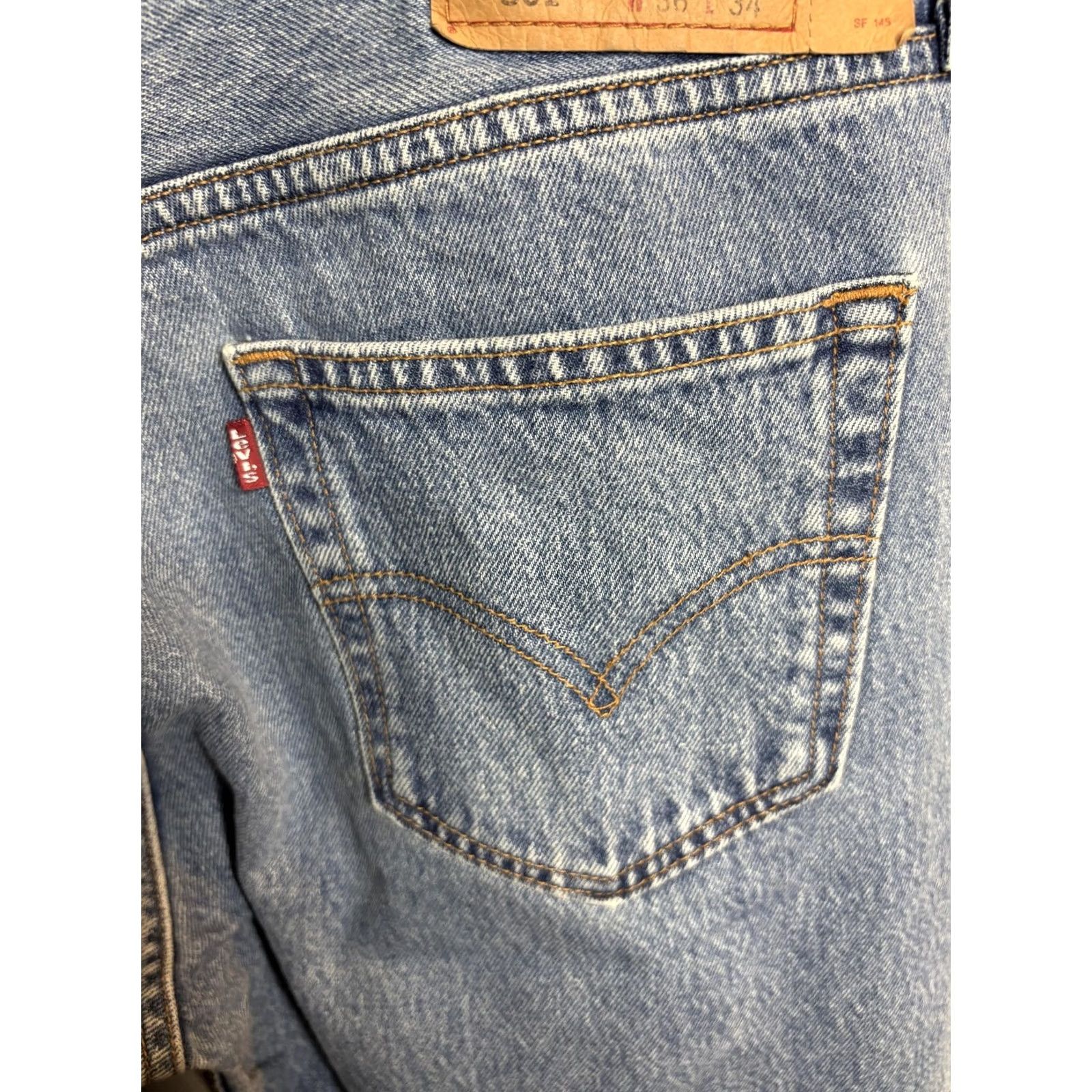 Levi's Levis 501 Jeans Mens 36x34 Light Wash Blue Denim Button Fly Straight Leg Classic Size US 36 / EU 52 - 5 Thumbnail