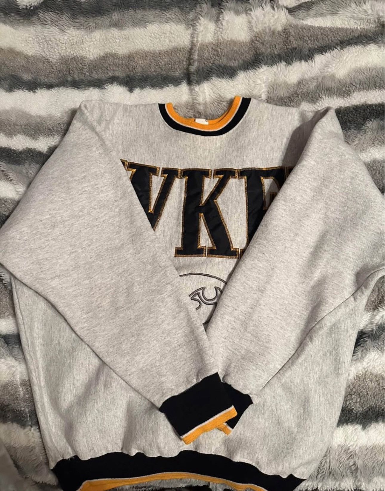 Japanese Brand × Vintage Vintage Iowa Sweater Size US L / EU 52-54 / 3 - 2 Thumbnail