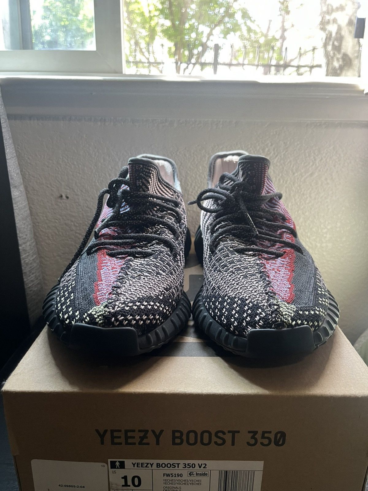 Yeezy adidas Yeezy Boost 350 V2 Yecheil Size 10 Size US 10 / EU 43 - 4 Thumbnail