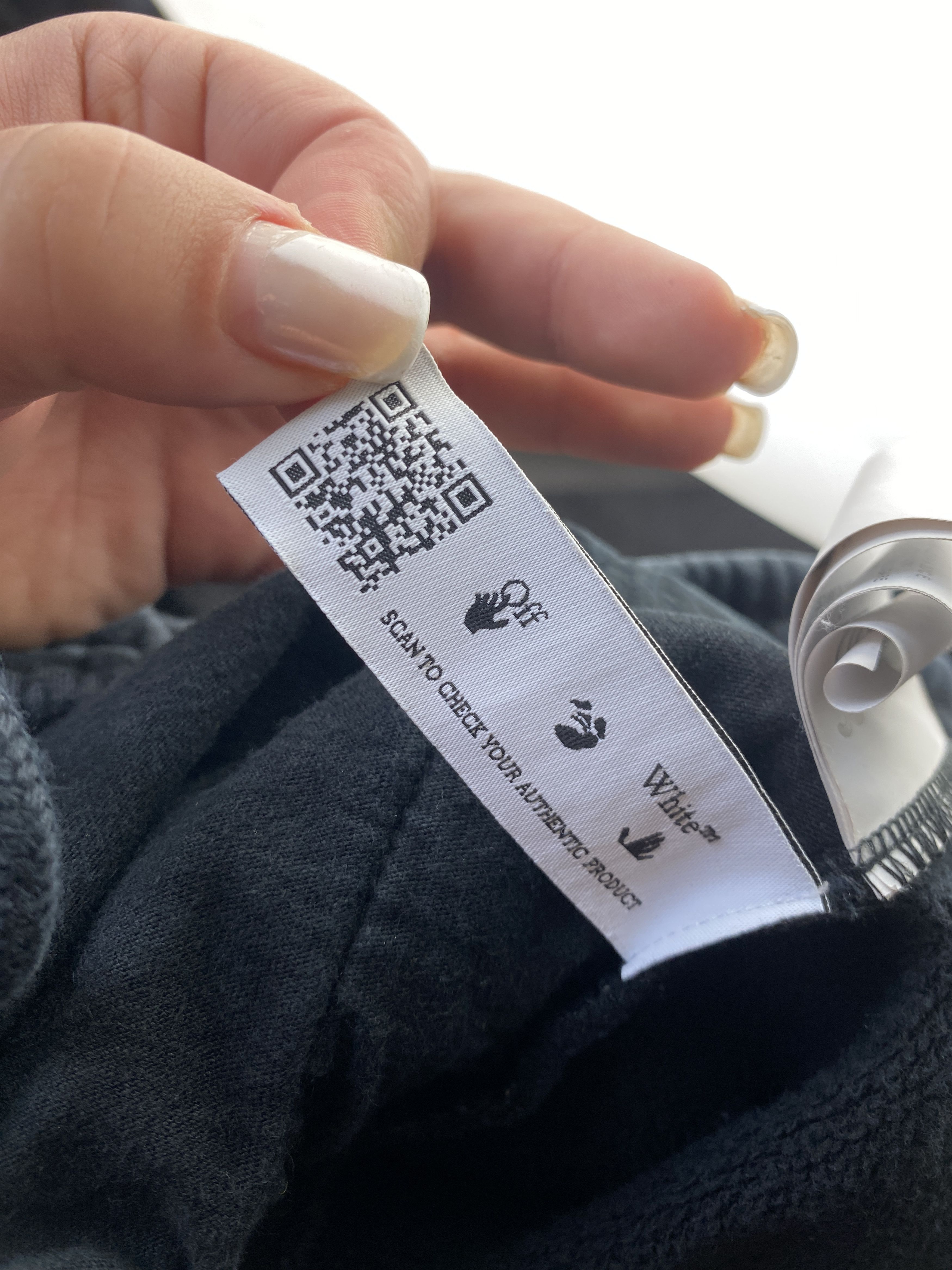 Off-White Off-White Caravaggio Diagonals sweatpants joggers Size US 28 / EU 44 - 9 Thumbnail