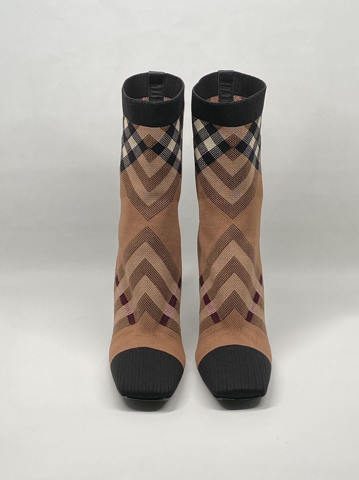 Burberry Burberry Square Toe Check Print Heel Booties size 37.5 Size US 7.5 / IT 37.5 - 6 Thumbnail