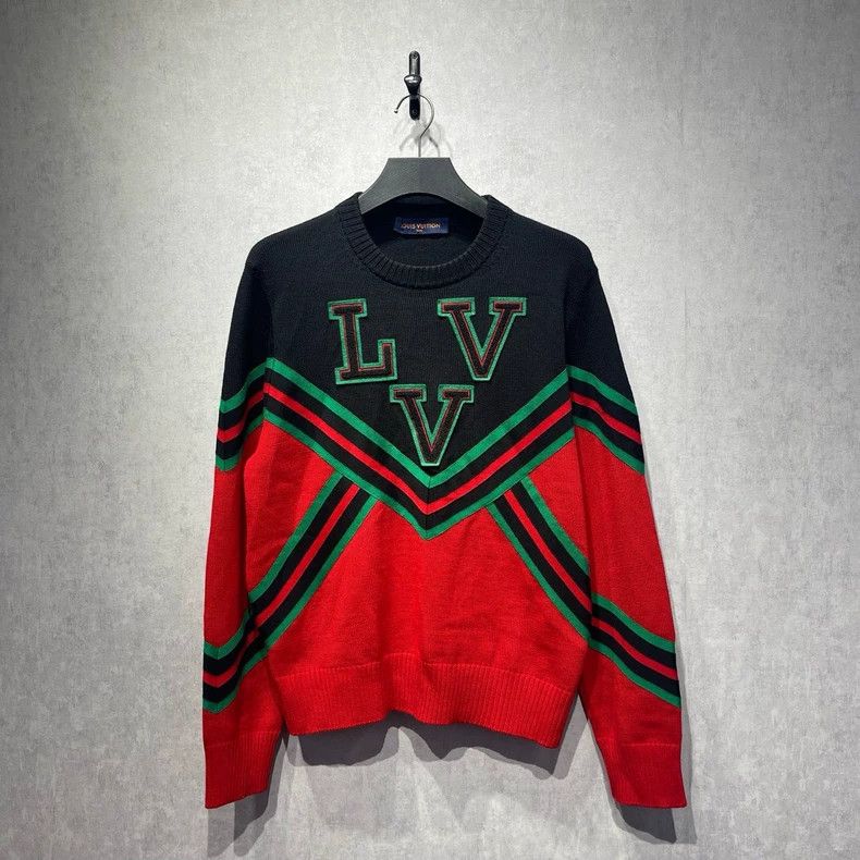Louis Vuitton Louis Vuitton Tri-color patchwork logo sweater Size US XL / EU 56 / 4 - 1 Thumbnail