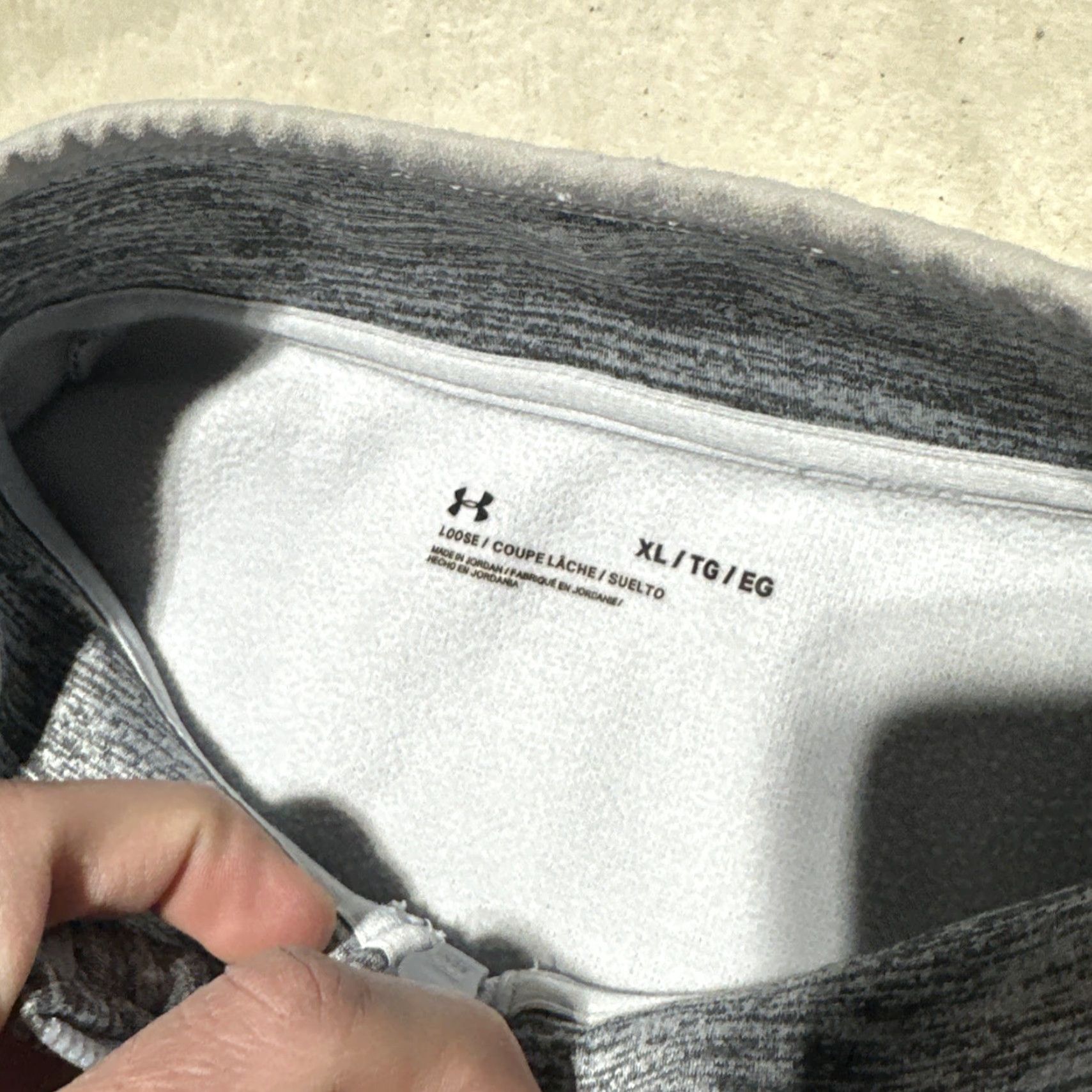 Under Armour Under Armour ColdGear Pullover Mens XL Grey 1/4 Zip Long Sleeve Athletic Shirt Size US XL / EU 56 / 4 - 4 Thumbnail