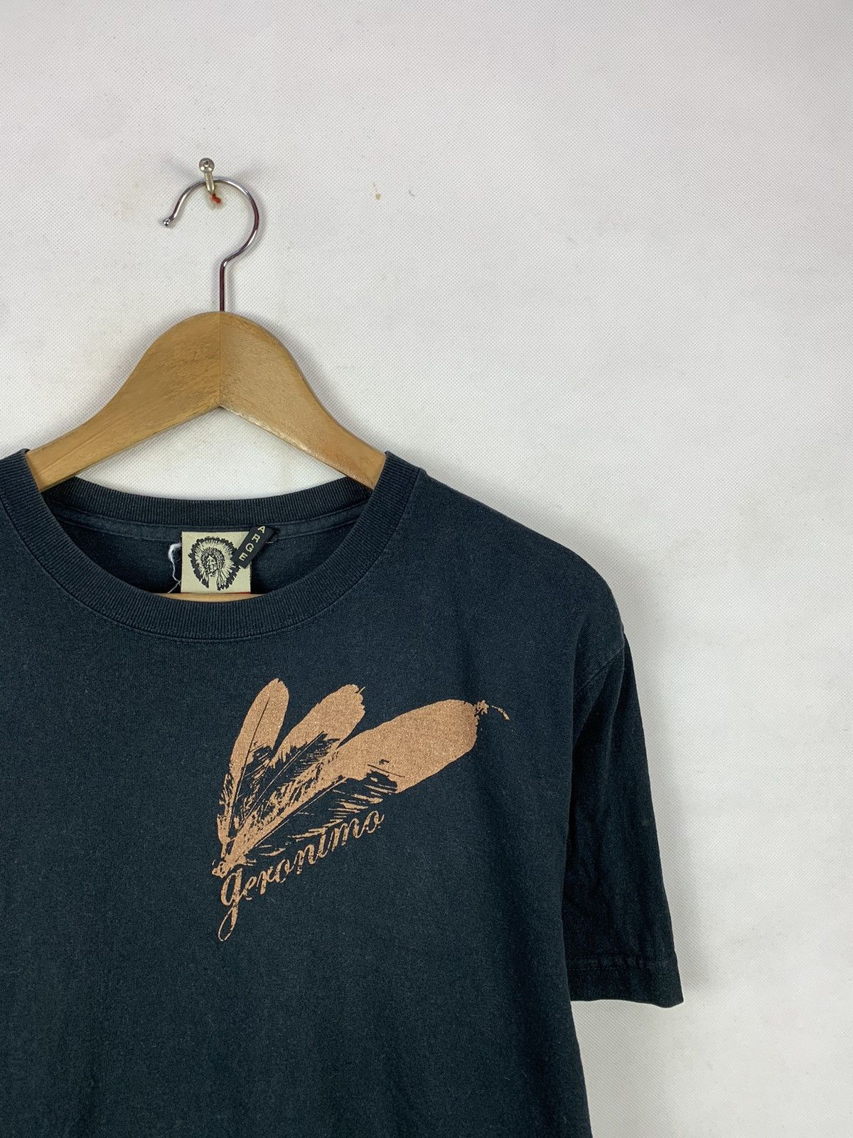 Other Steals! Geronimo Apache Chiefs Tee Size US M / EU 48-50 / 2 - 5 Thumbnail