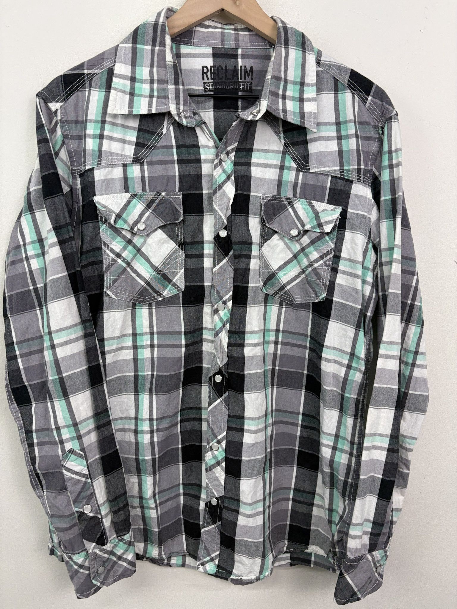 Gap × Polo Ralph Lauren × Vintage Vintage Long Sleeve Reclaim Plaid Button Up Collared Shirt Size L Size US L / EU 52-54 / 3 - 1 Thumbnail