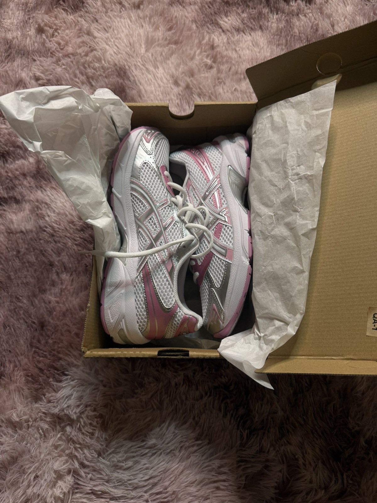 Asics White Silver Pink Asics Size US 7 / IT 37 - 1 Thumbnail