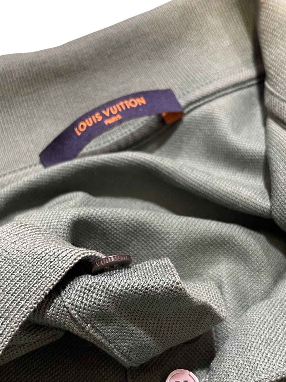 Louis Vuitton Louis Vuitton t shirt Size US M / EU 48-50 / 2 - 13 Thumbnail