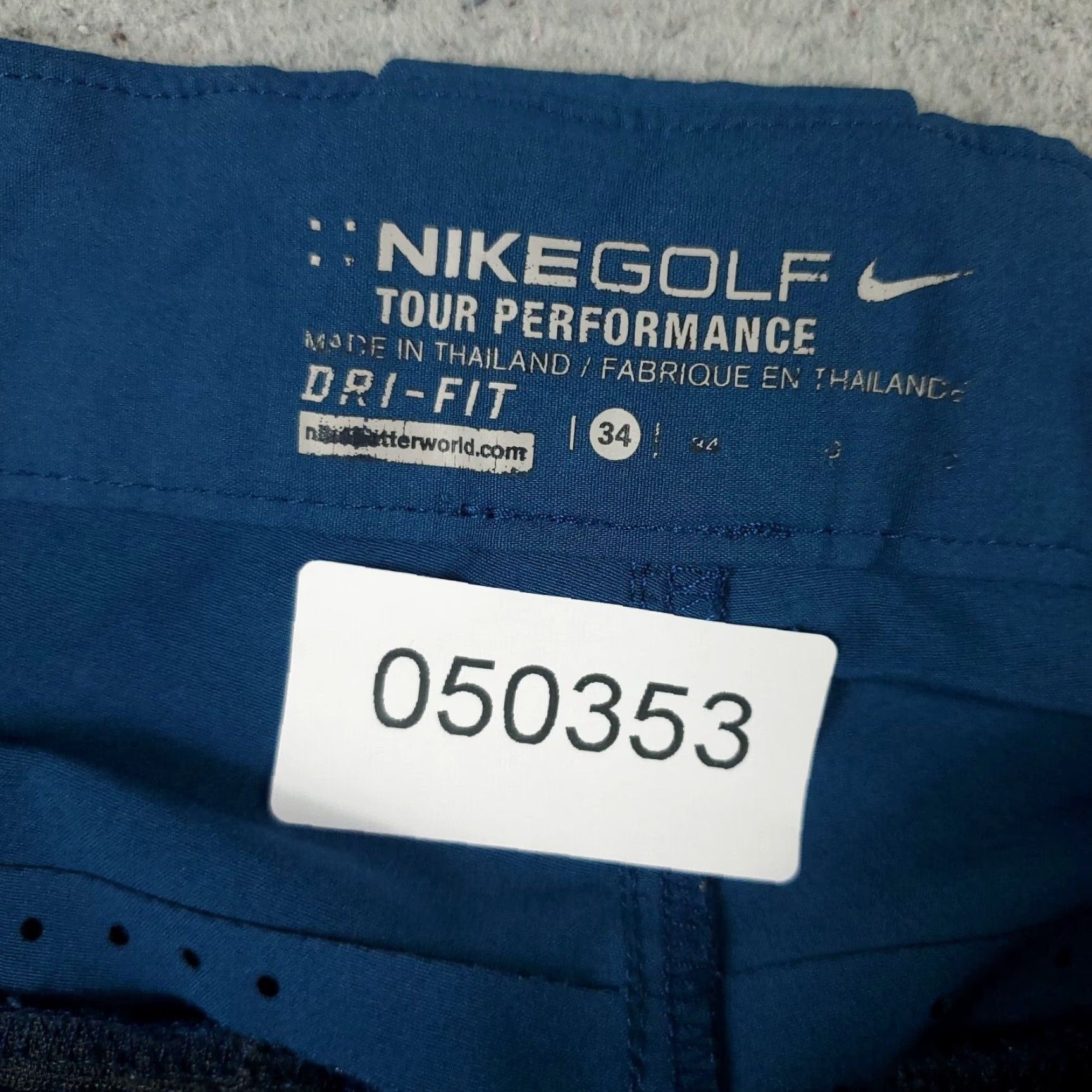 Nike Nike Shorts Mens Size 34 Blue Golf Dri Fit Casual Flat Front Chino Size US 34 / EU 50 - 8 Thumbnail