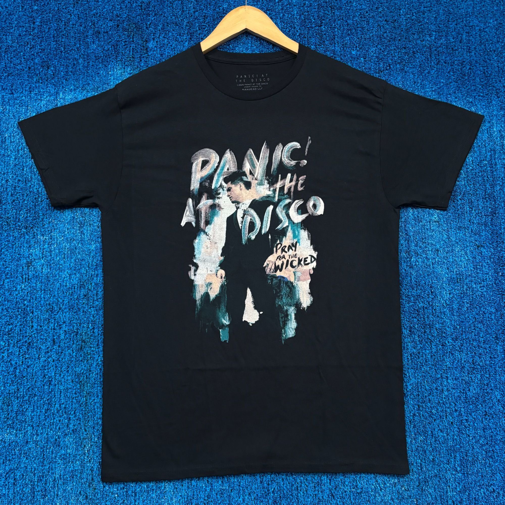 Band Tees Panic at the Disco Pray for the Wicked Album Cover Art Tee M Size US M / EU 48-50 / 2 - 1 Thumbnail