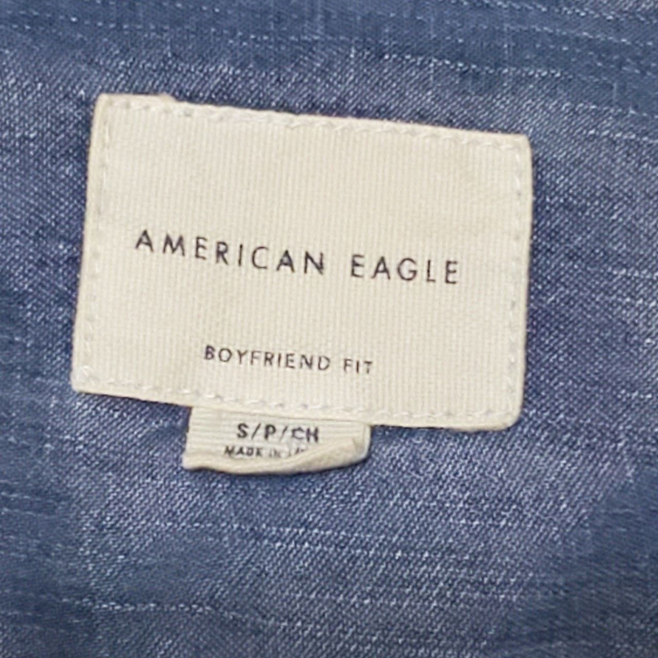 American Eagle Outfitters American Eagle Boyfriend Fit Button Down Top Size Small Size S / US 4 / IT 40 - 4 Thumbnail