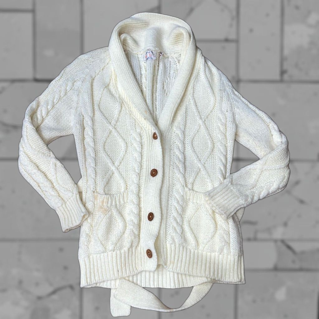 Vintage Lady Woo Womens Cardigan Sweater Size S Beige Acrylic Womens Clothing Size S / US 4 / IT 40 - 1 Thumbnail