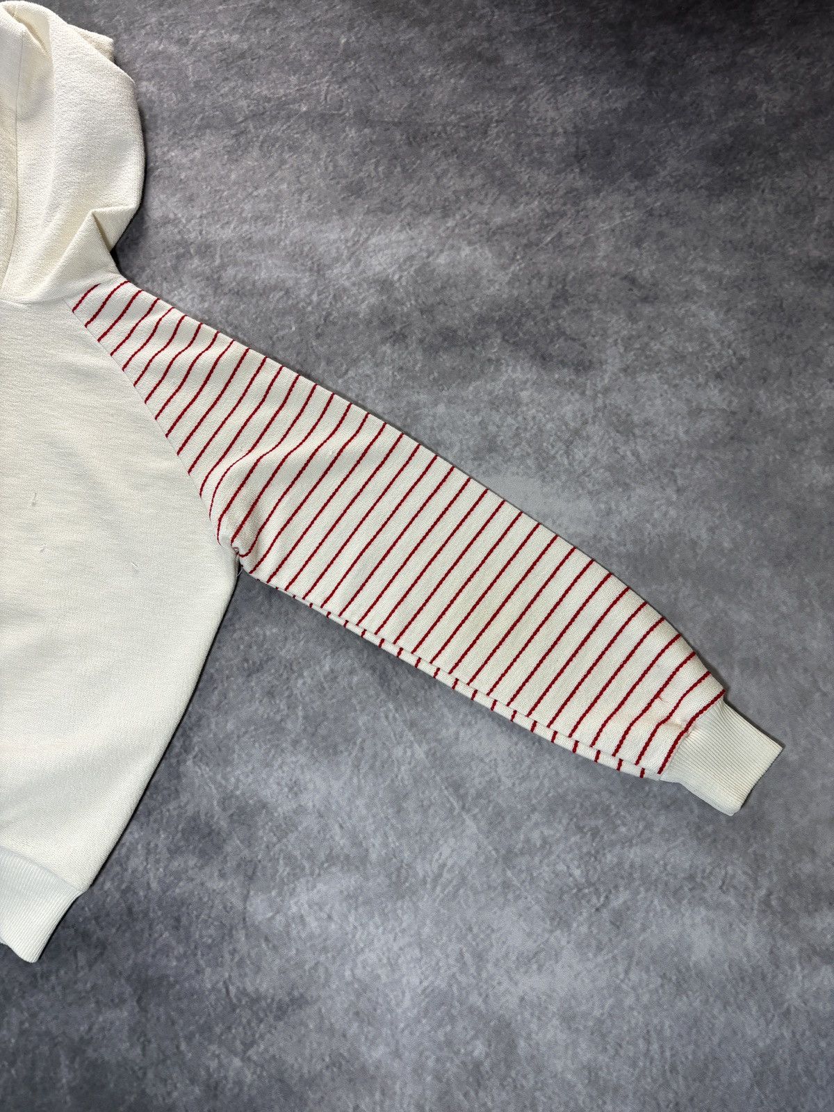 Vintage Vintage Sweatshirt Raglan Hoodie Pullover 70s Crayons Stripe Size US S / EU 44-46 / 1 - 14 Thumbnail