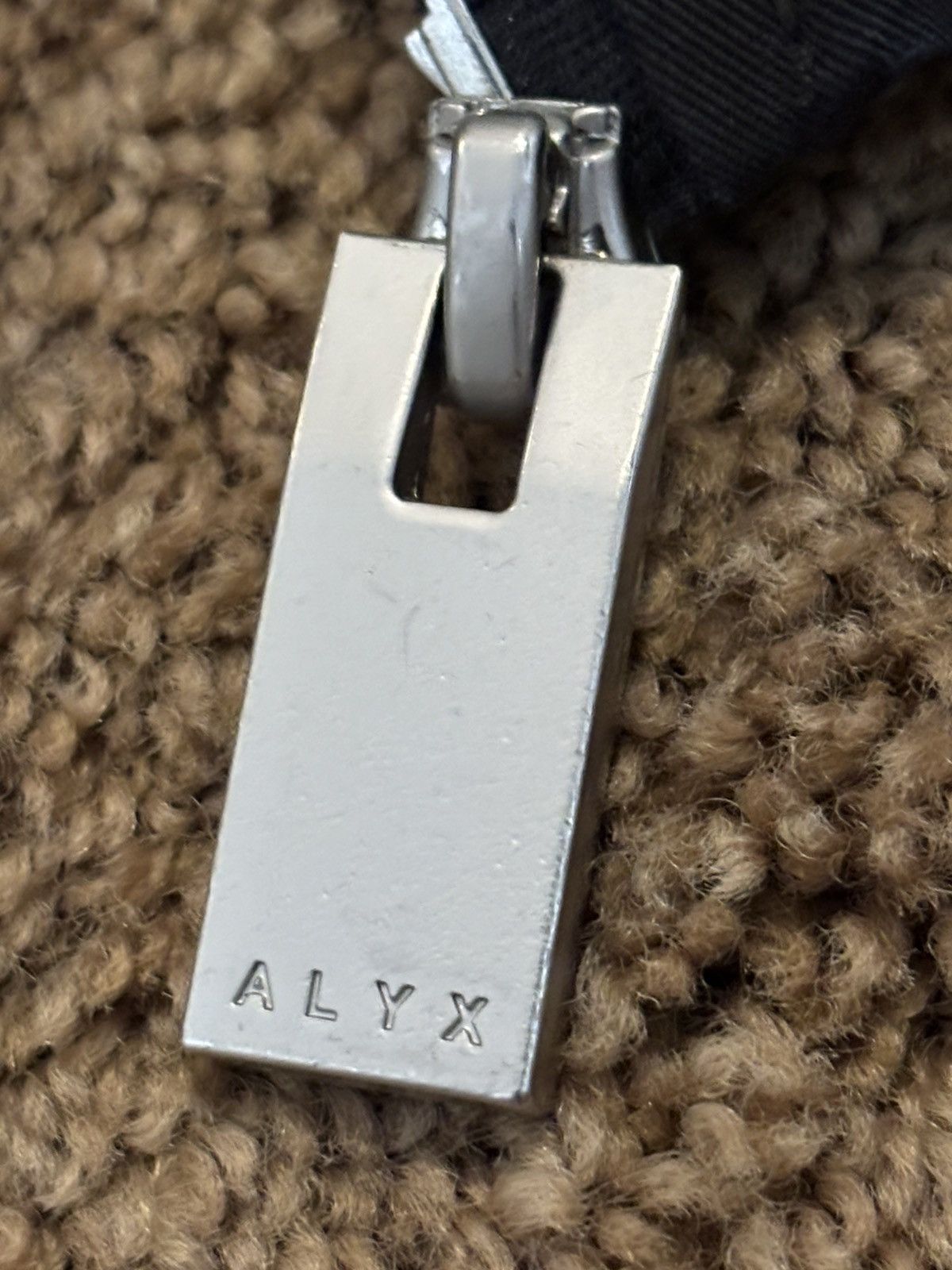 1017 ALYX 9SM ALYX 1017 9SM short sleeve zip up Size US S / EU 44-46 / 1 - 3 Thumbnail