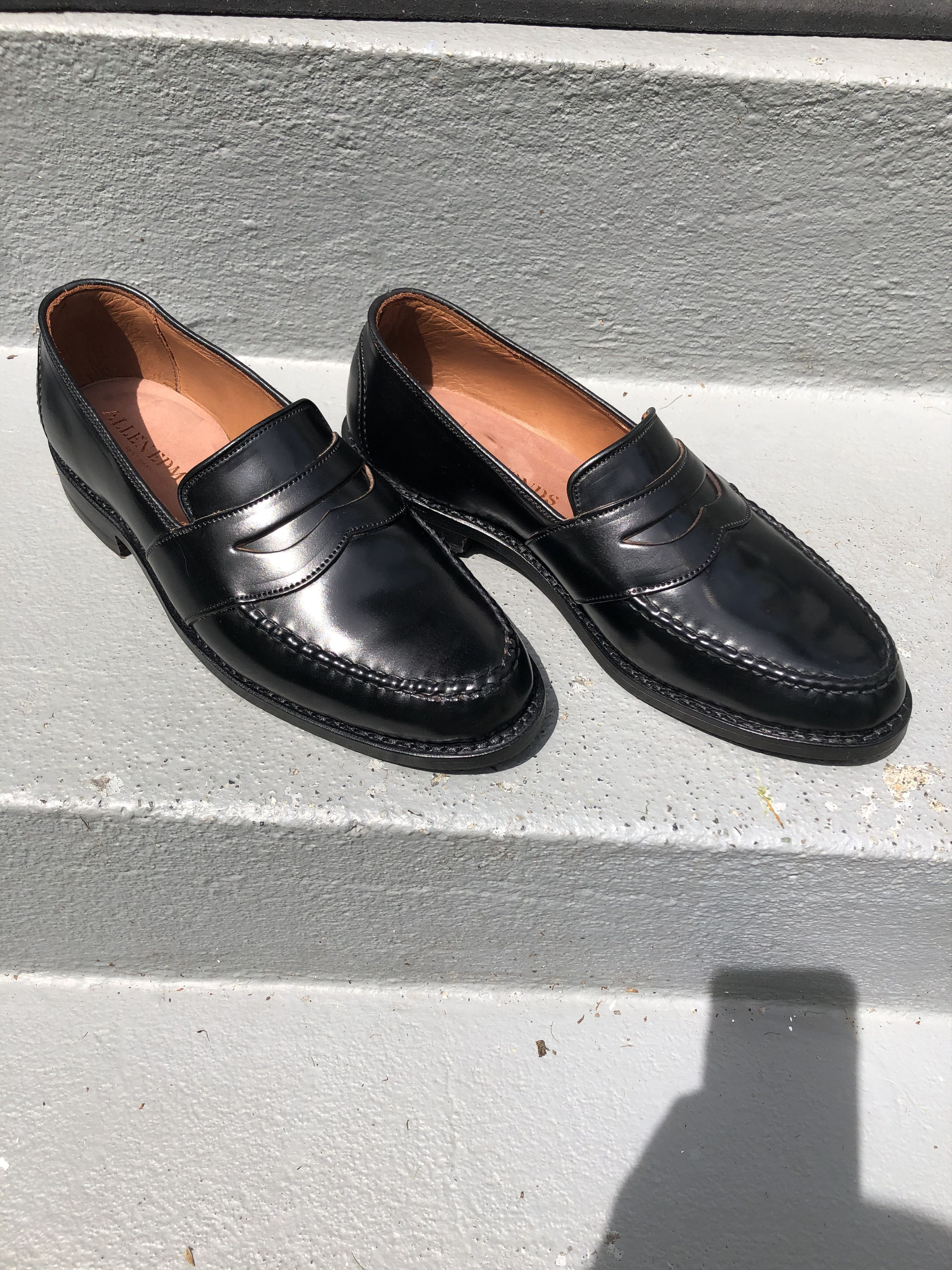 Allen Edmonds SHELL cordovan, black, size 7.5E Size US 7.5 / EU 40-41 - 1 Thumbnail