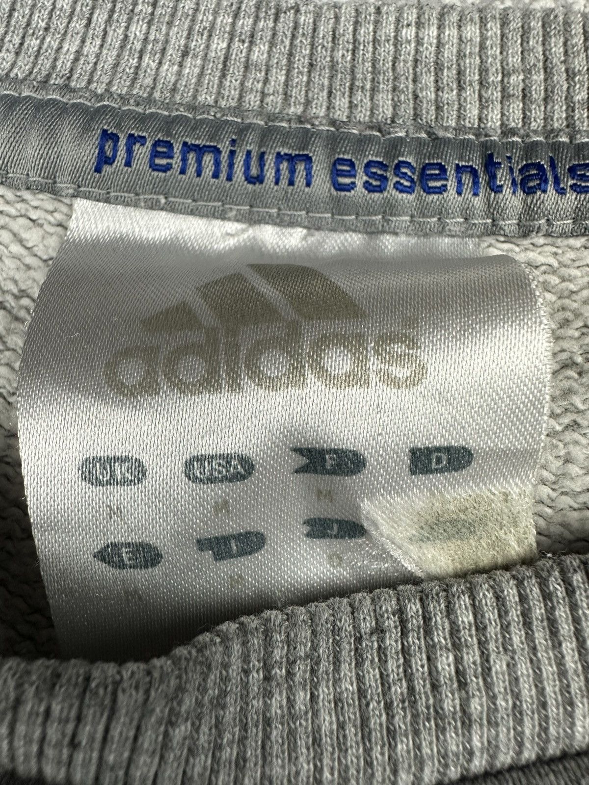 Adidas Custom Adidas Essentials Crewneck Sweatshirt Hoodie Size US M / EU 48-50 / 2 - 7 Thumbnail