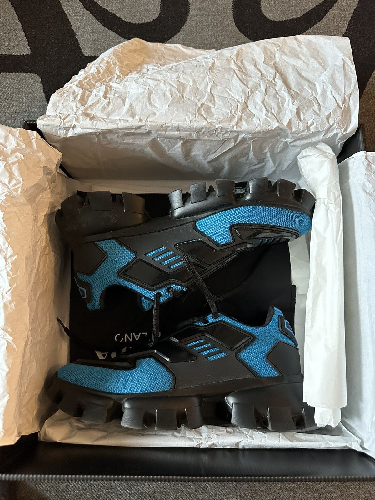 Prada Prada Men's Cloudbust Thunder Lug-sole Sneakers Blue/Black Size US 8 / EU 41 - 6 Thumbnail