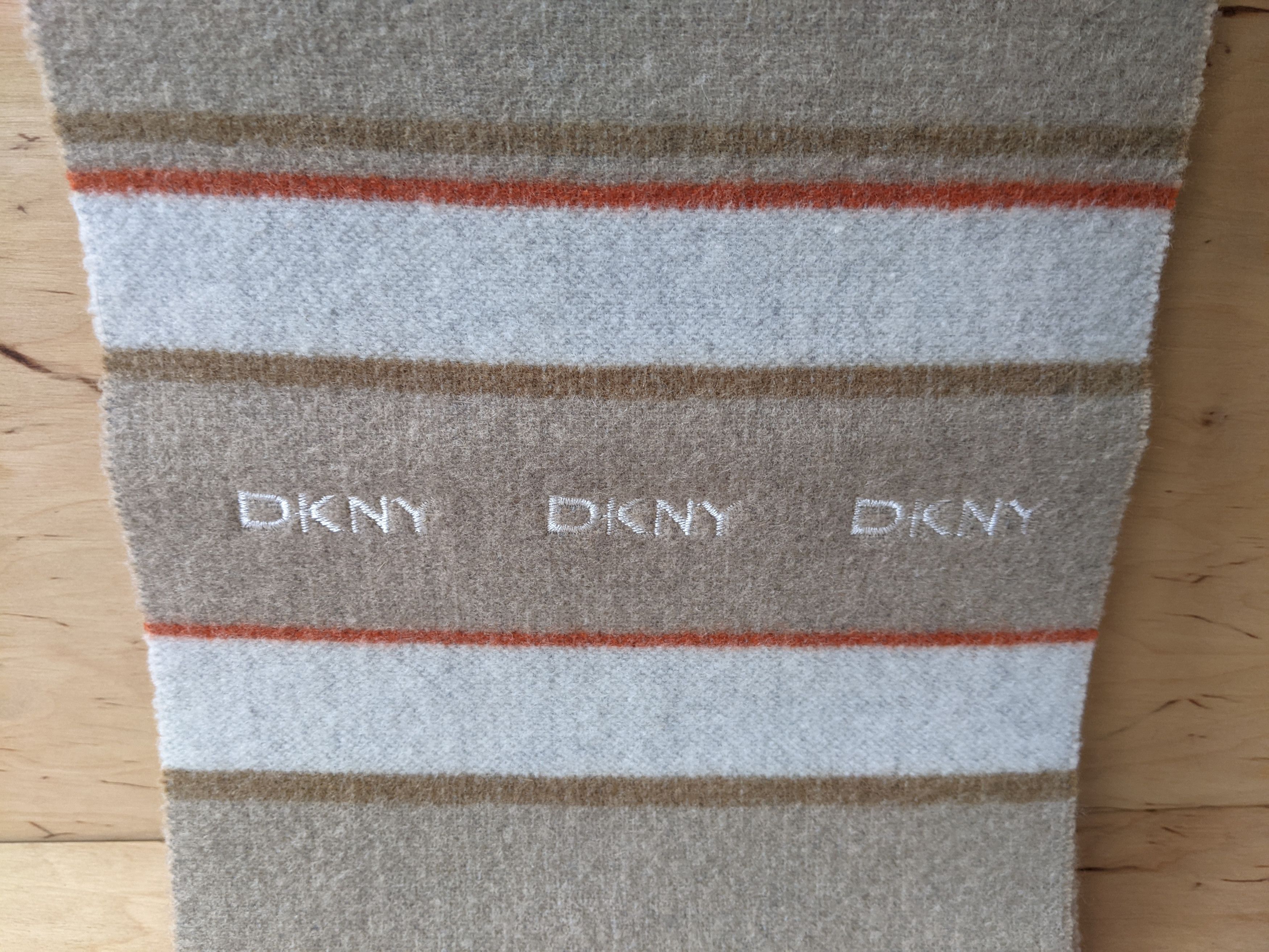 DKNY DKNY Wool Scarf Vintage Stussy Polo Ralph Lauren Burberry Size ONE SIZE - 4 Thumbnail