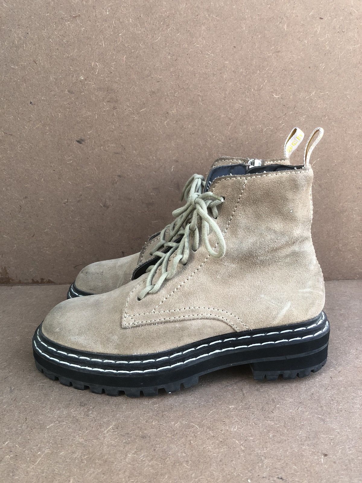 Proenza Schouler Proenza Schouler Beige Suede Leather Size US 6 / IT 36 - 4 Thumbnail