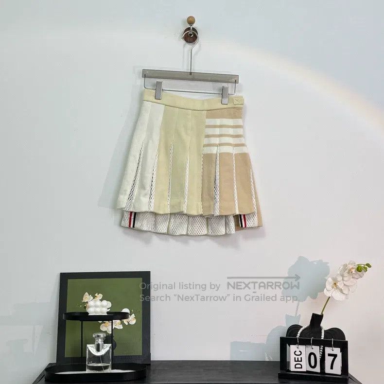 Thom Browne Thom Browne Colorful Four Striped Pleated Skirt Size 25" / US 0 / IT 36 - 1 Thumbnail