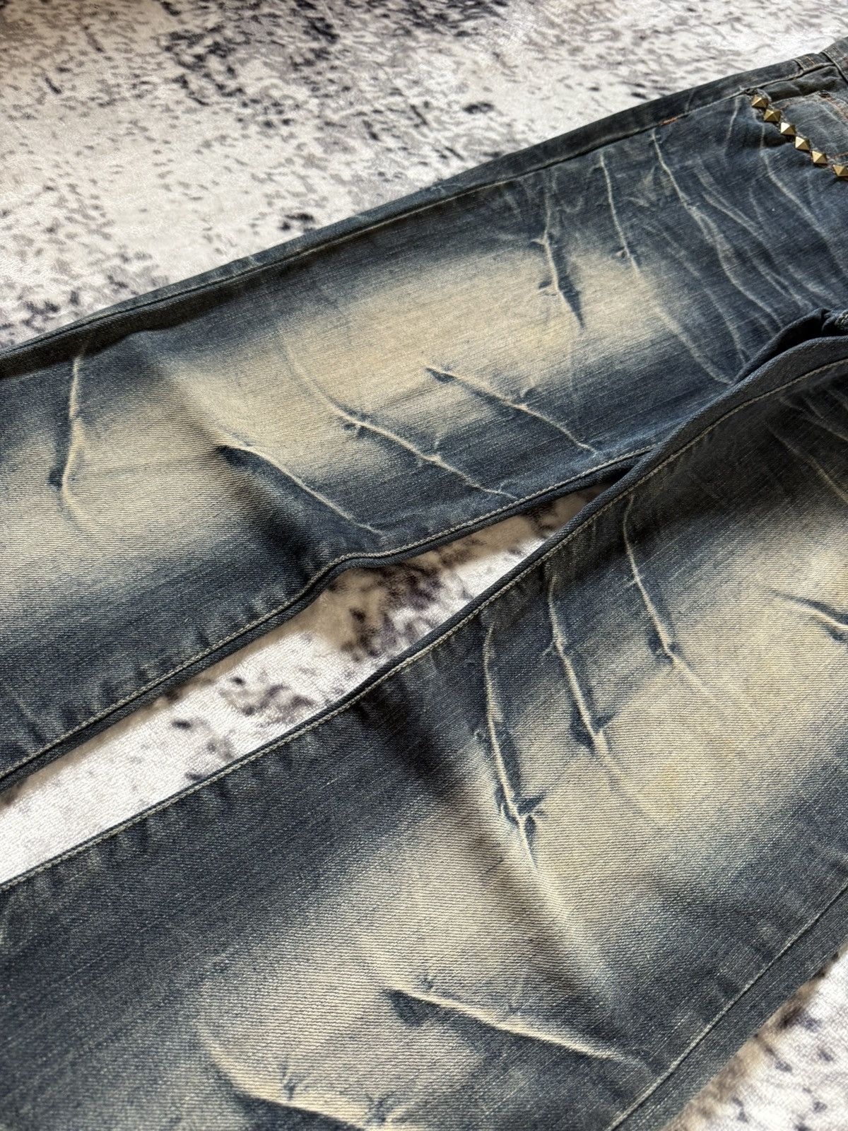 Japanese Brand Tokyo Underground Studded Mud Wash Flared Jeans Size US 30 / EU 46 - 7 Thumbnail