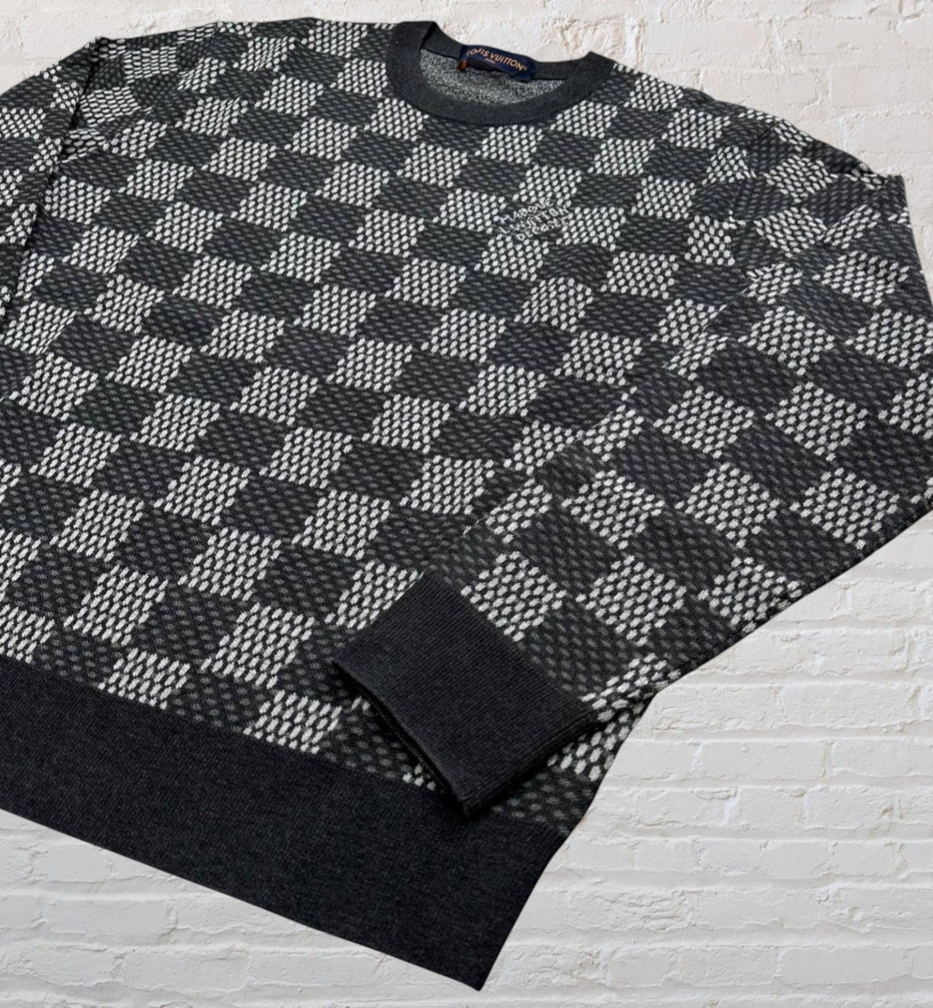 Louis Vuitton Louis Vuitton Damier LV Monogram Sweatershirt Size US L / EU 52-54 / 3 - 6 Thumbnail