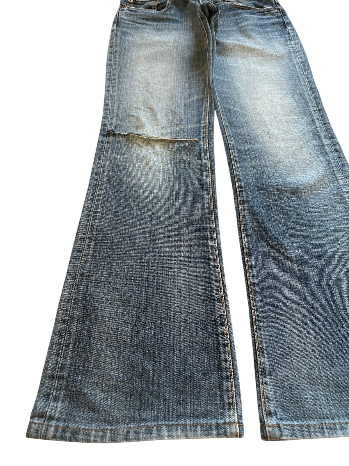 Japanese Brand Vintage Japanese Brand Faded Distressed Rip Flare Jeans Size US 30 / EU 46 - 6 Thumbnail