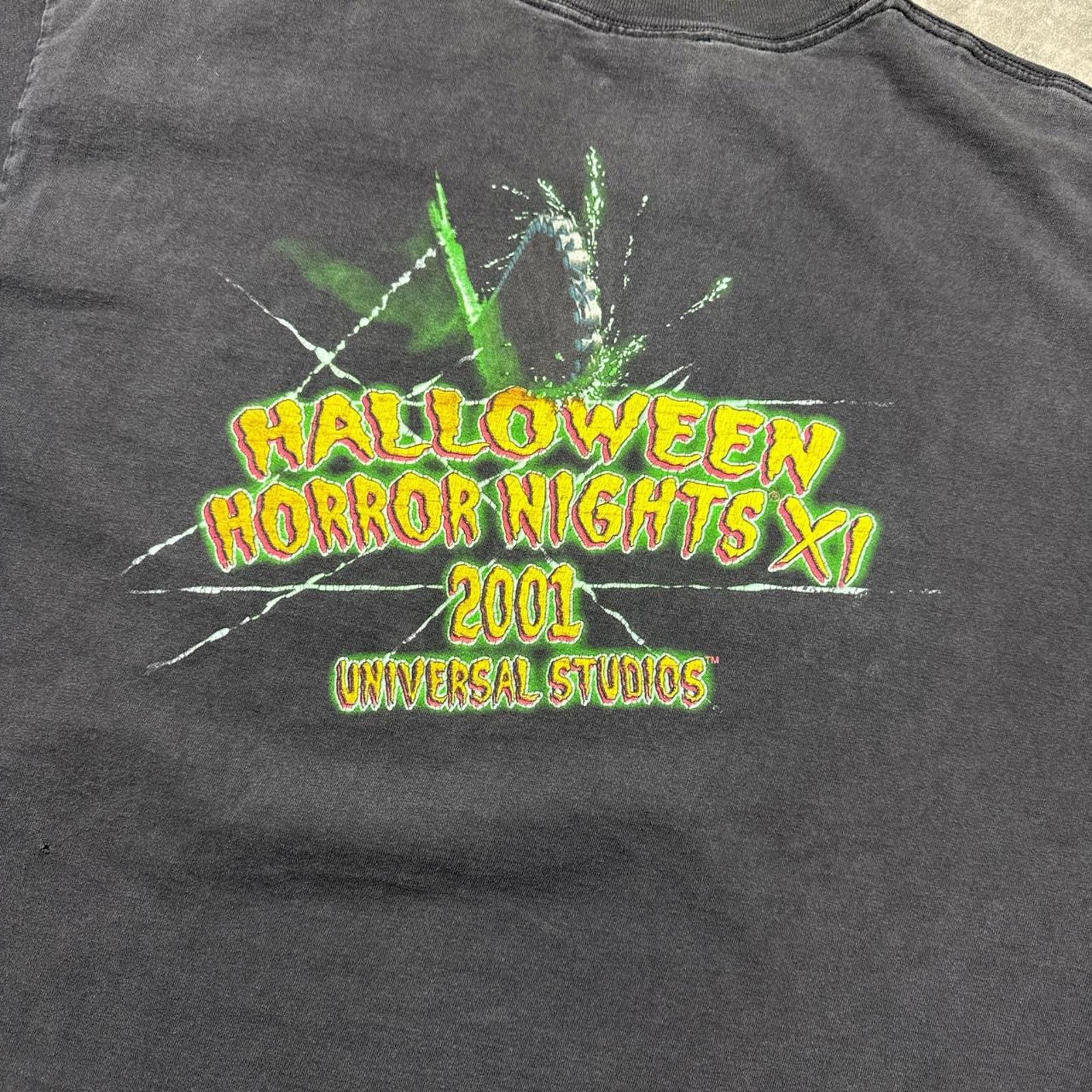 Other Halloween Horror Nights 2001 Y2k "I See You" Zombie T-Shirt Size US XL / EU 56 / 4 - 4 Thumbnail