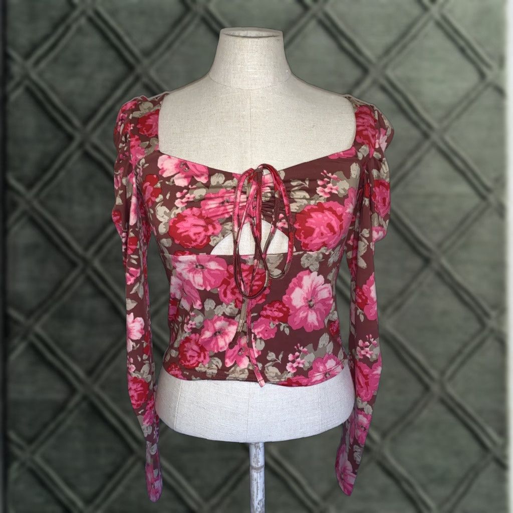 Forever 21 FOREVER 21 Shirt Womens Small S Pink Floral Knit L/S V-Neck Puff Sleeve Pullover Blouse NWT Mixed Rose Stretch Size S / US 4 / IT 40 - 1 Thumbnail