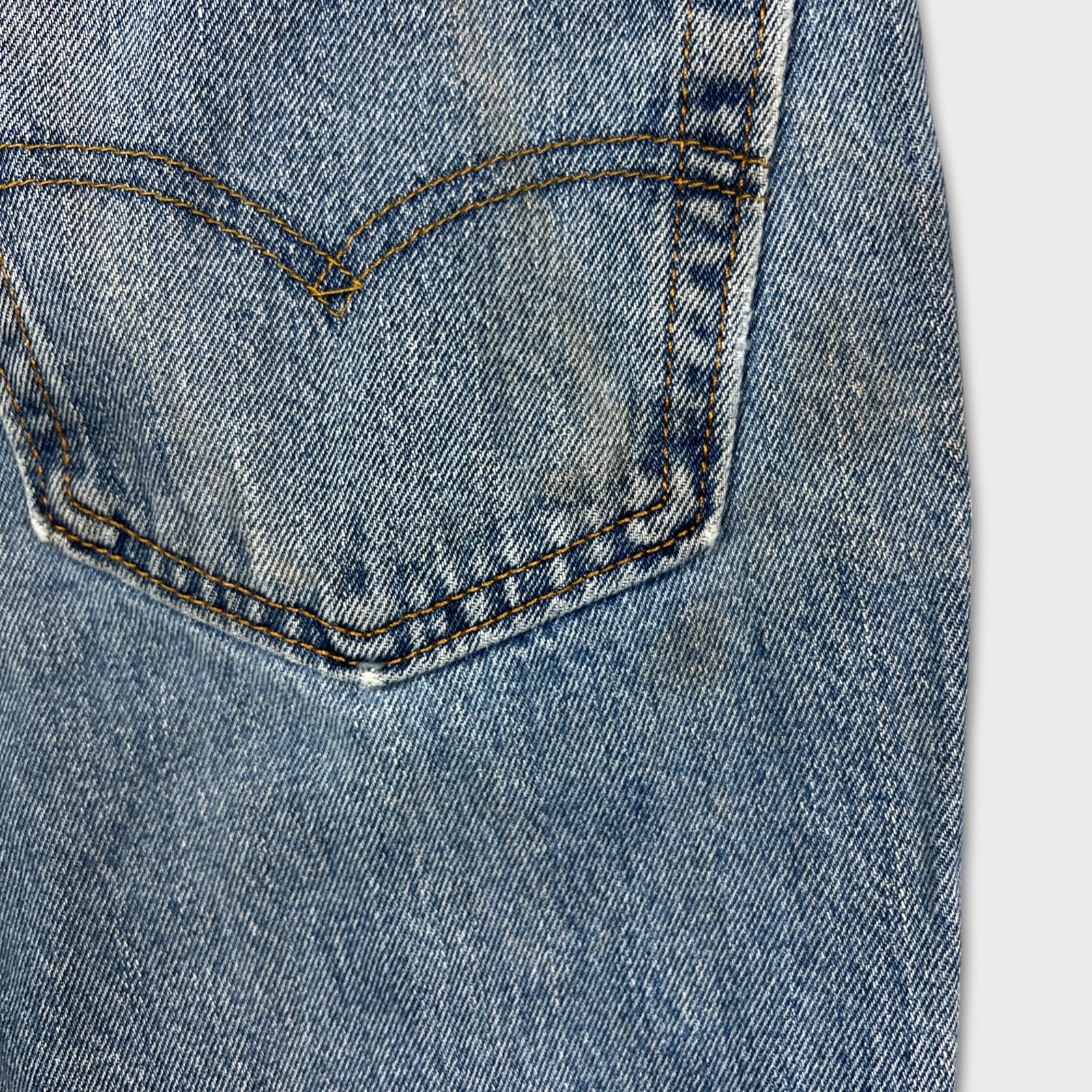 Levi's × Vintage Levi's 516 Jeans 33x34 Blue Slim Straight Leg Faded Denim Size US 33 - 9 Thumbnail