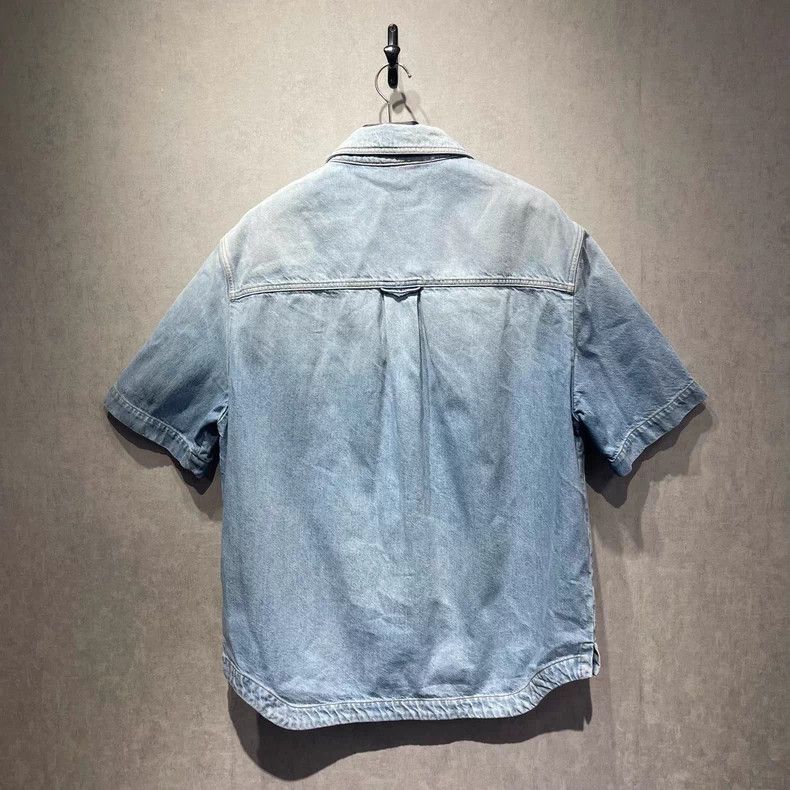 Louis Vuitton LOUIS VUITTON Denim short sleeve shirt Size US XL / EU 56 / 4 - 2 Thumbnail