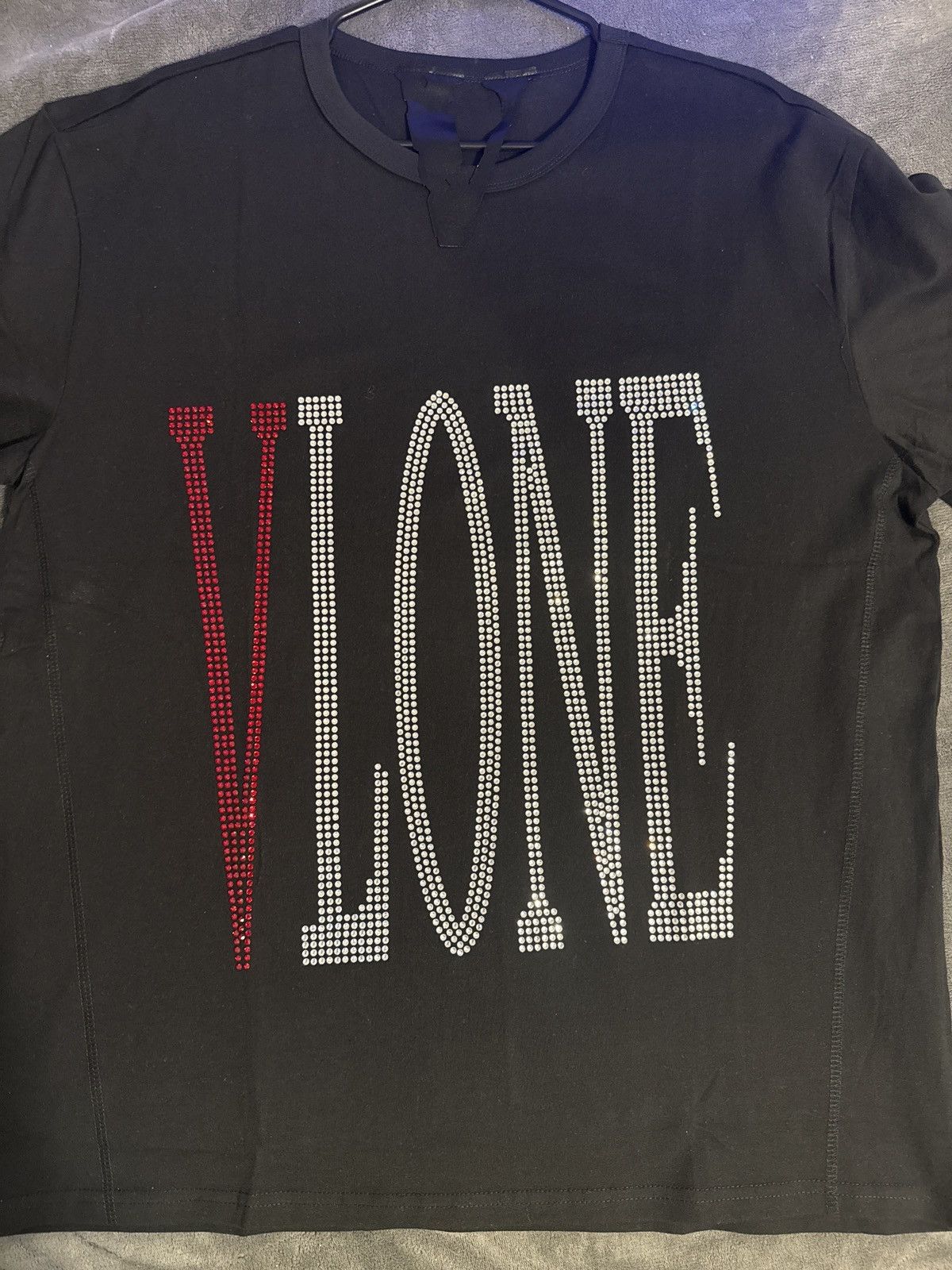 Swarovski × Vlone Vlone x Swarovski tee size LG Size US L / EU 52-54 / 3 - 1 Thumbnail