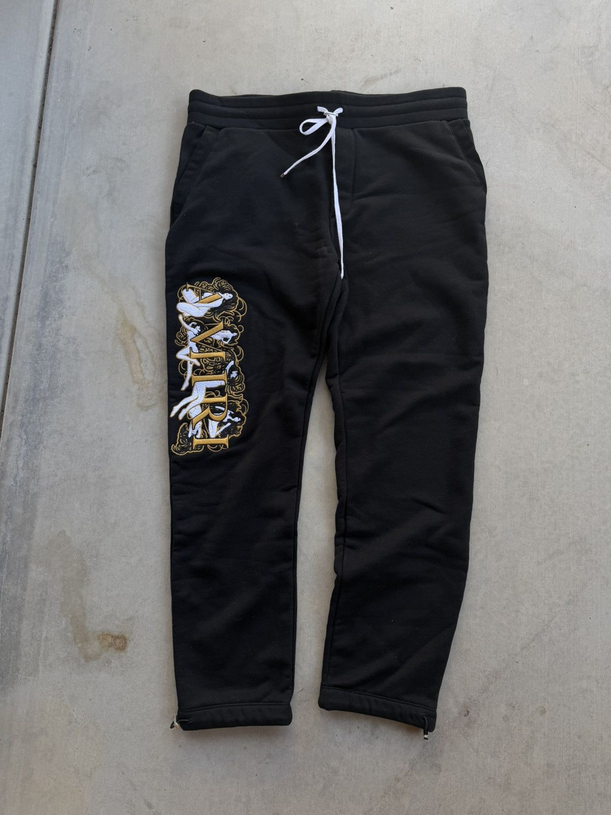 Amiri Naked Girl Sweatpants – Black (Size XXL) New With Tags