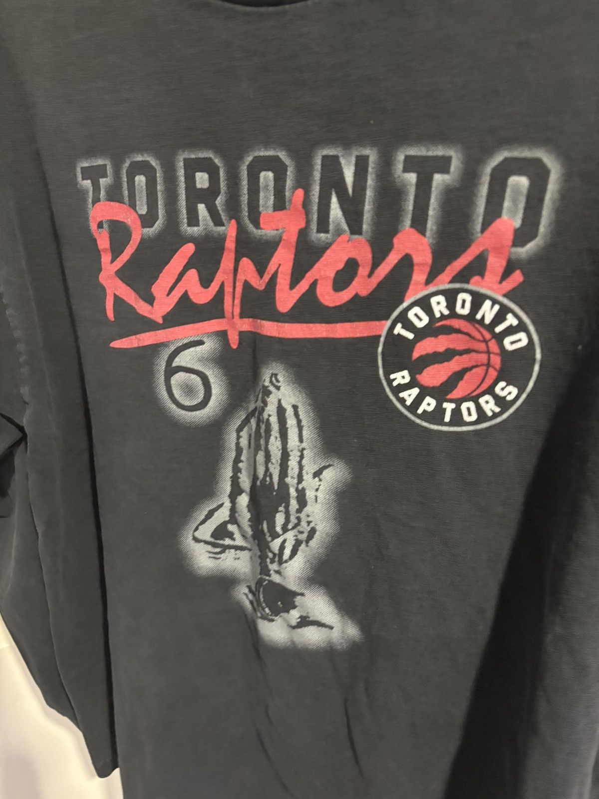 October's Very Own DRAKE TOUR LONGSLEVE Size US L / EU 52-54 / 3 - 3 Thumbnail
