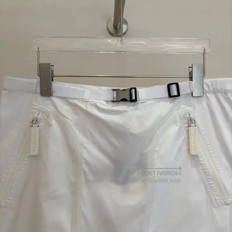 Dior Dior Pleated White Mini Skirt Summer Collection . Size 22" - 2 Thumbnail