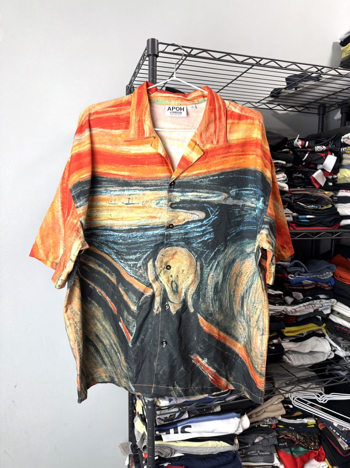 Vintage Vintage Style Apoh London Scream Painting Print Shirt Size US L / EU 52-54 / 3 - 1 Thumbnail