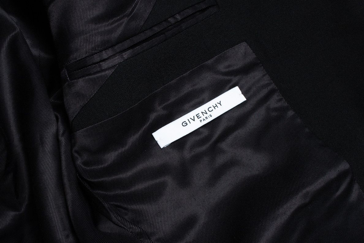 Givenchy Givenchy, Scarf lapel blazer in black Size 52R - 5 Thumbnail