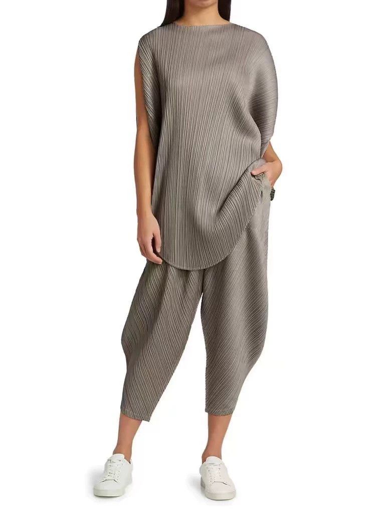 Pleats Please Issey Miyake Issey Miyake Grey pleated long-sleeved shirt Size XXL / US 16-18 / IT 52-54 - 2 Thumbnail