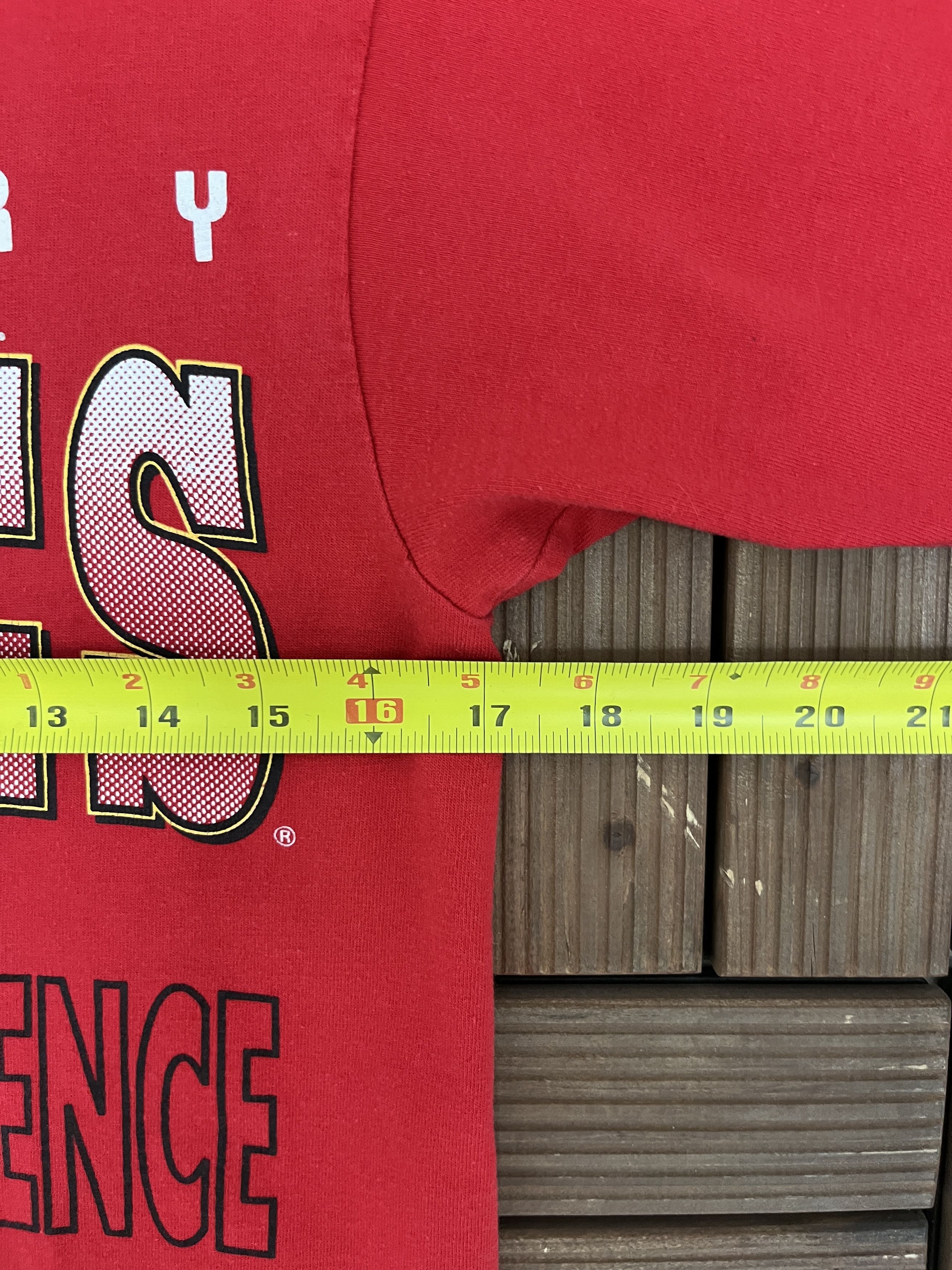 Vintage Calgary Flames Vintage Red T-Shirt Tee Size US S / EU 44-46 / 1 - 6 Thumbnail