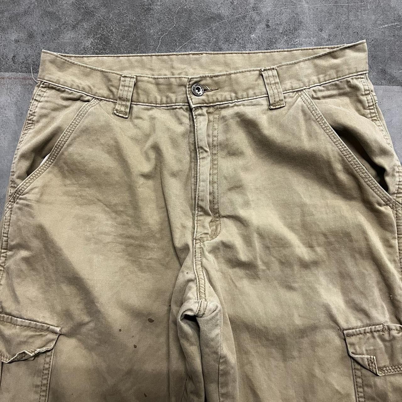 Japanese Brand × Vintage Vintage Y2K/2000s Baggy Carhartt Style Khaki Cargo Pants! Size US 32 / EU 48 - 4 Thumbnail
