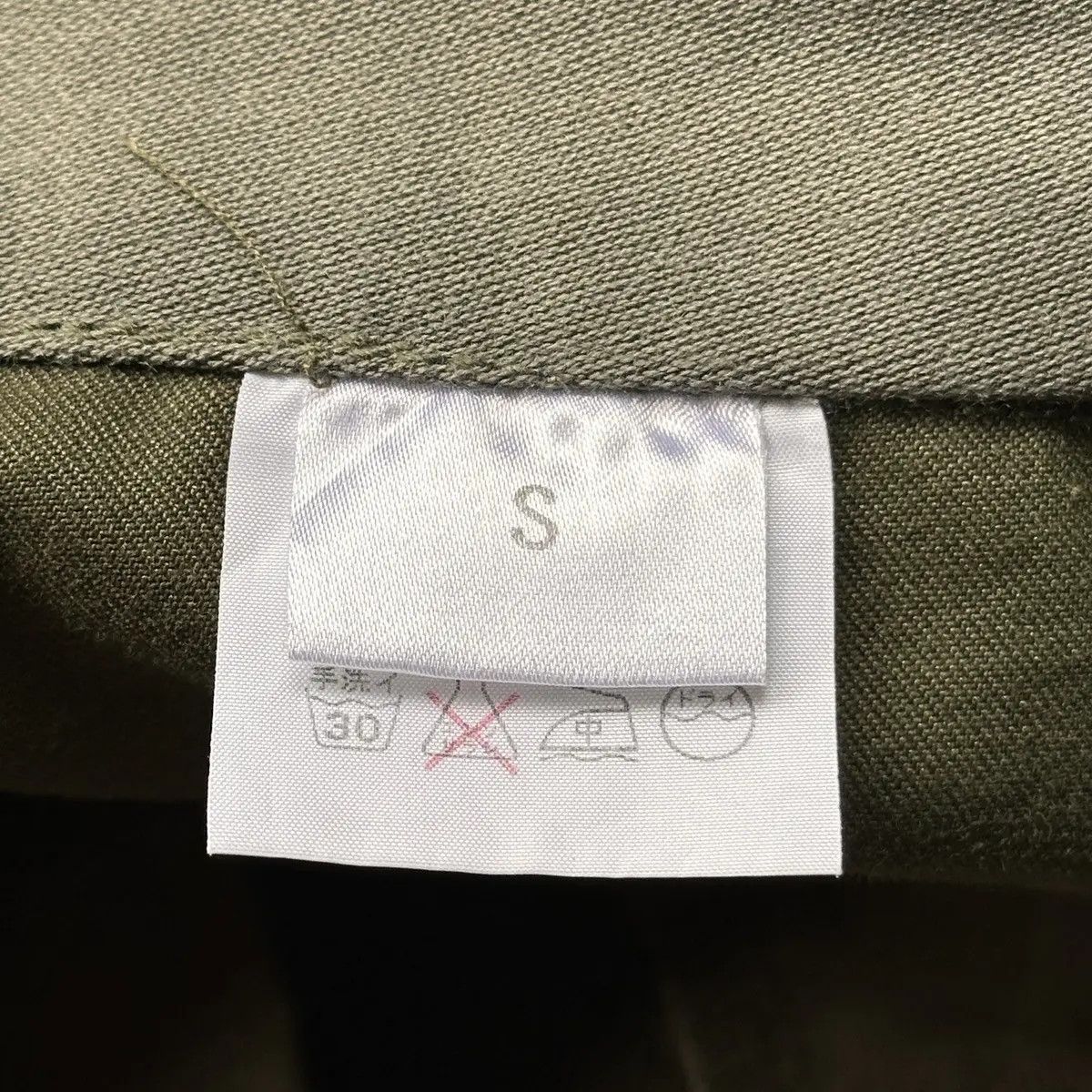 20471120 ⭐Real⭐ 204771120 cargo pants Size US 29 - 9 Thumbnail