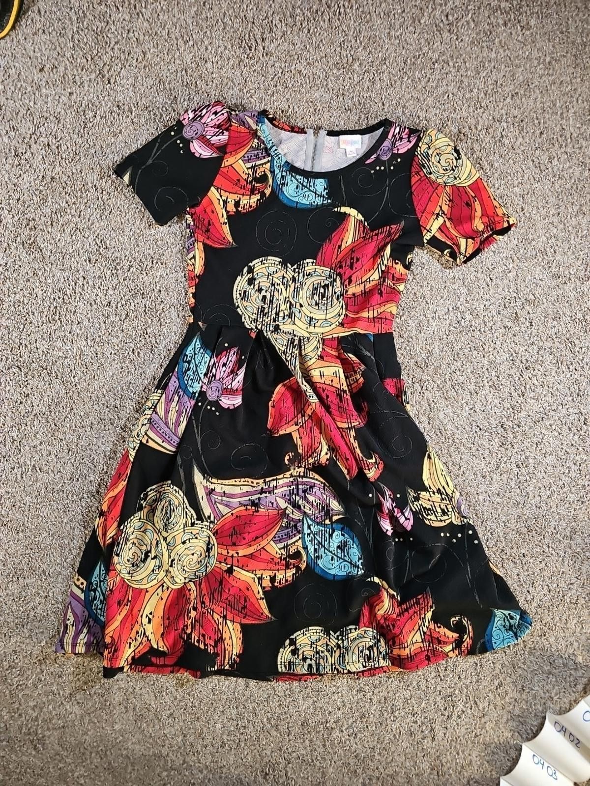 Designer LuLaRoe Dress Floral Multicolor Medium Back Zipper Size M / US 6-8 / IT 42-44 - 1 Thumbnail